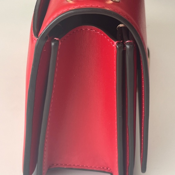 Coach Bandit Shoulder Bag 24 In Red Gold Hardware LARGE - Picture 6 of 14